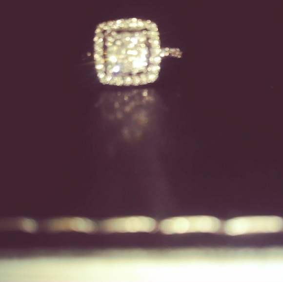 Ring - Picture 5 of 8